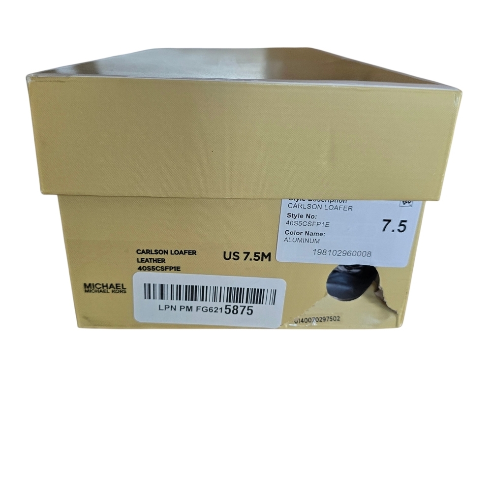 🔥NIB Michael Kors Carlson Loafer, Color: Aluminum, Size 7.5 - Picture 8 of 9